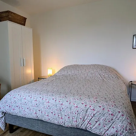 Апартаменты Romantique A Avec Parking Prive - Fr-1-585-168 Верден-сюр-Мёз